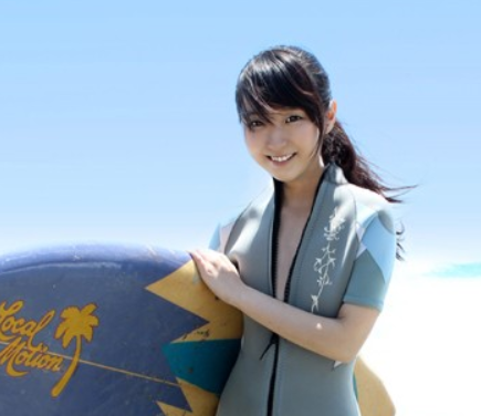 【素人ナンパ】Surf Shopで見つけた2度見するほど可愛い看板娘(18歳)をボールギャグ装着で拘束ハメ撮りでM女に調教中